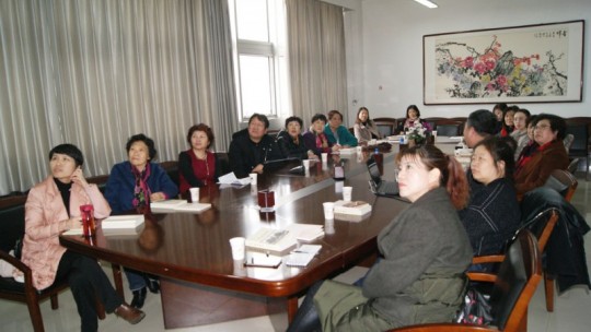 民建安陽市委會舉行歡慶“三八”婦女節座談會