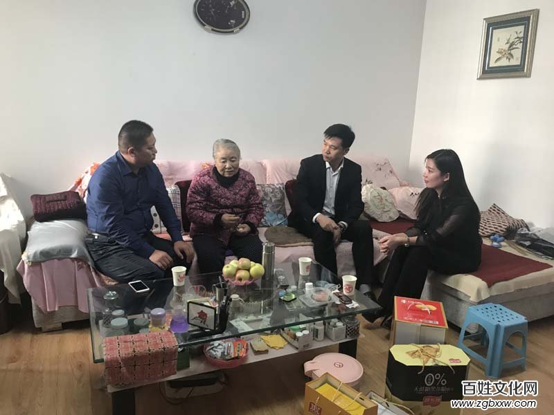 愛(ài)在深秋 相聚重陽(yáng)——民建安陽(yáng)市委會(huì)第八支部舉行重陽(yáng)節(jié)座談會(huì)