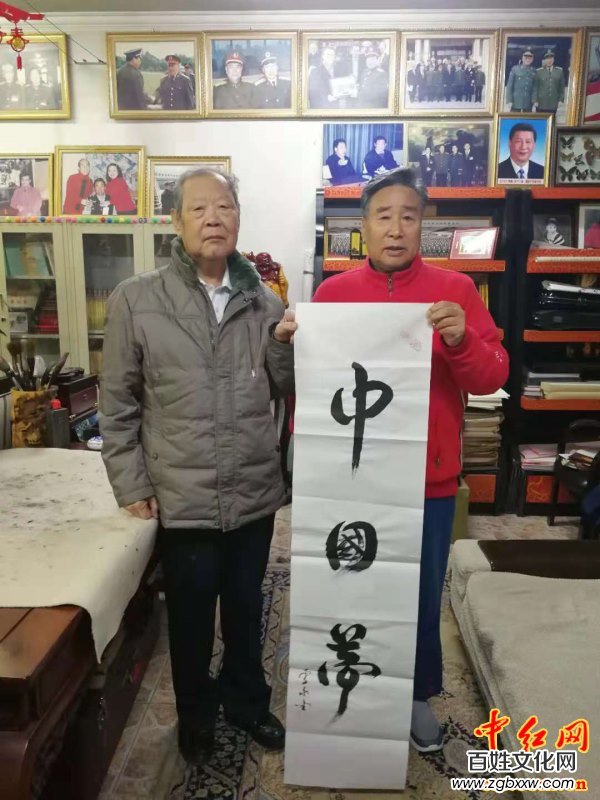 著名軍旅詩人殷德江詩歌創作60年作品研討會在京召開——德性光耀大地昭齊魯子弟文品，江河情激浪花揚軍旅老兵詩才（組圖）