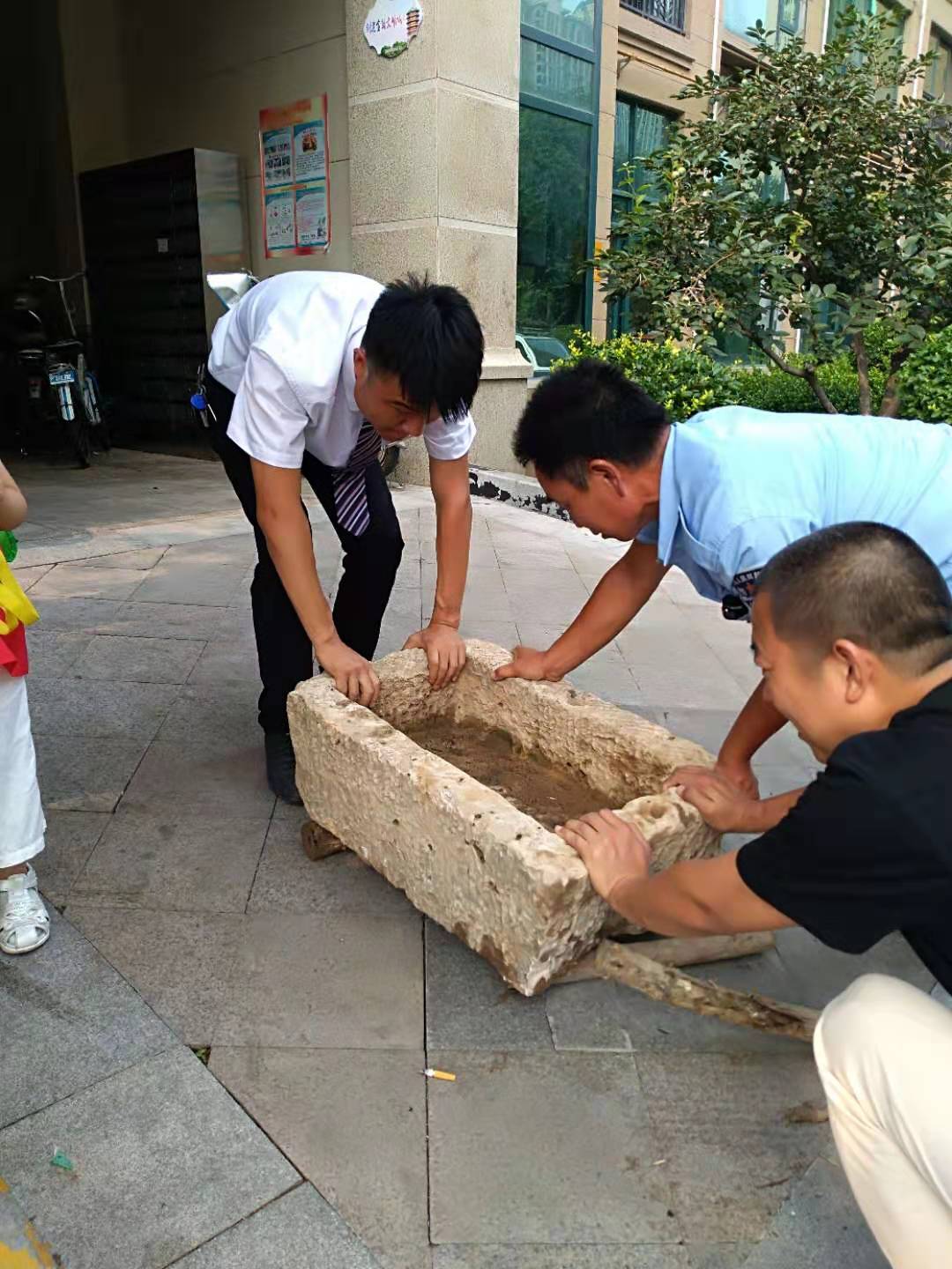 安陽(yáng)恒大綠洲物業(yè)優(yōu)質(zhì)服務(wù)受稱(chēng)贊