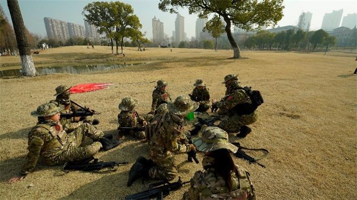 橫墅江社區(qū)青少年國防素質(zhì)提升計劃暨冬訓(xùn)活動順利收官