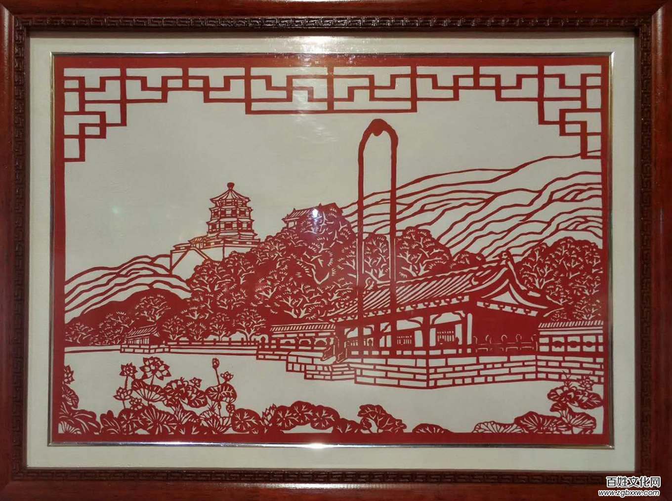 紙雕藝術(shù)家劉喜成亮相中國航空節(jié)