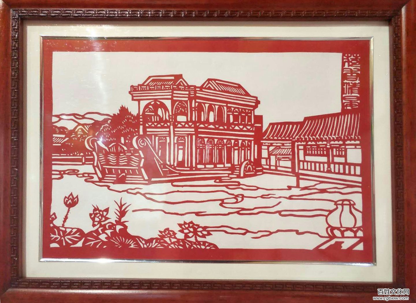 紙雕藝術(shù)家劉喜成亮相中國航空節(jié)