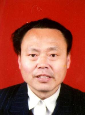 浴火重生的鳳凰——記豫博生物有限公司董事長孫軍站 浴火重生的鳳凰——記豫博生物有限公司董事長孫軍站