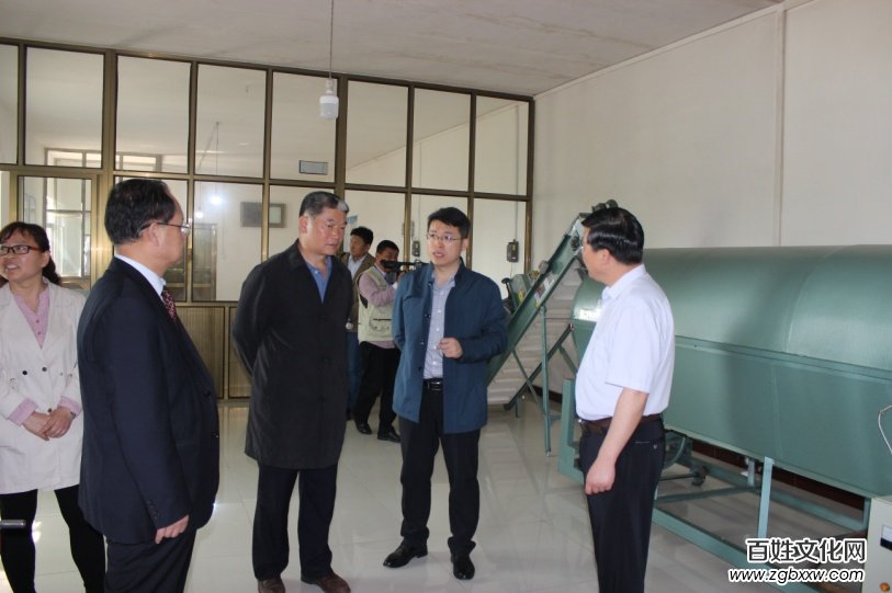 磁縣“蒲公英產學研基地”、“蒲公英制品研發基地” 正式掛牌成立