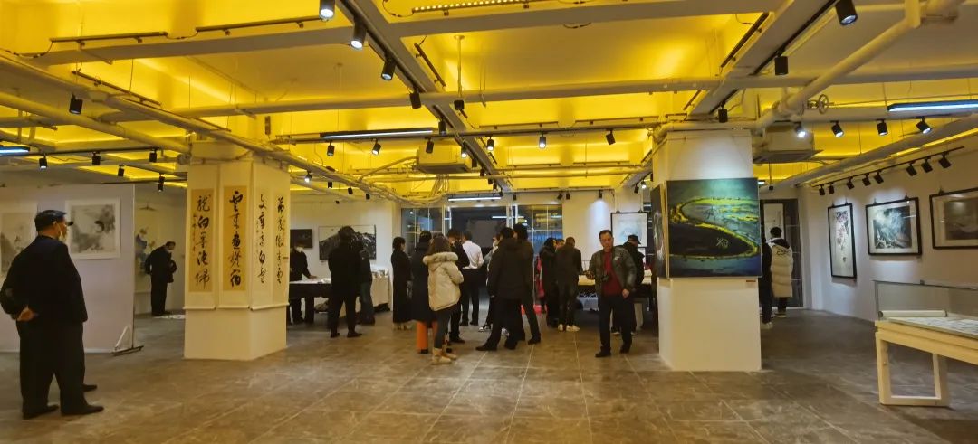 迎新年"愿景共享"中美聯合藝術交流展在上海中國書法院北外灘藝術館開展 迎新年"愿景共享"中美聯合藝術交流展在上海中國書法院北外灘藝術館開展