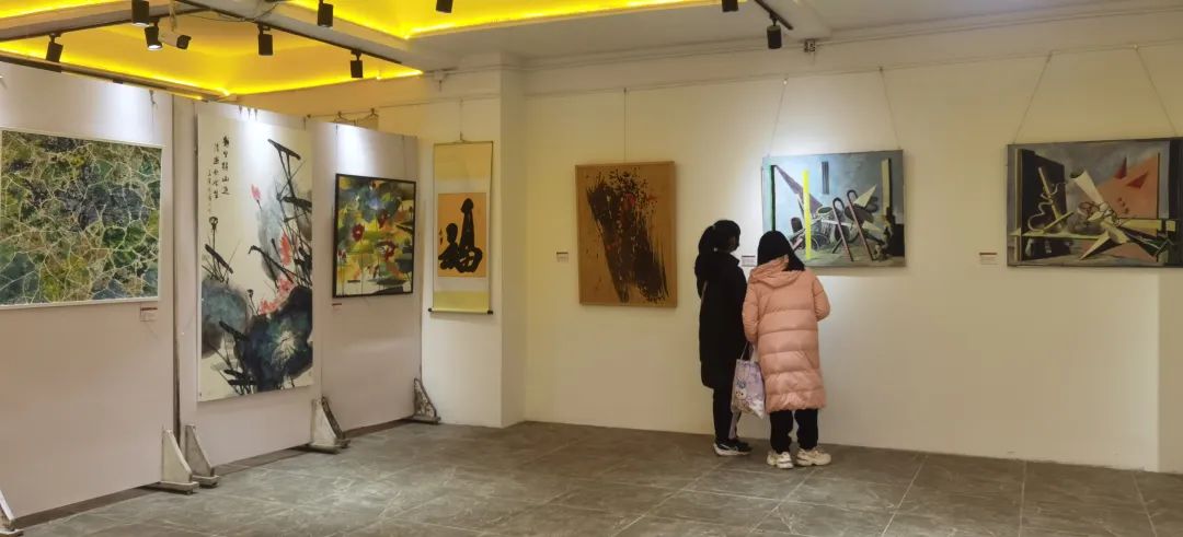 迎新年＂愿景共享＂中美聯合藝術交流展在上海中國書法院北外灘藝術館開展